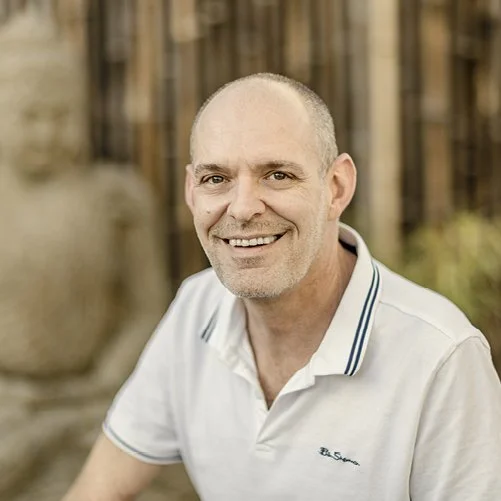 Porträt von Dennis Rapp