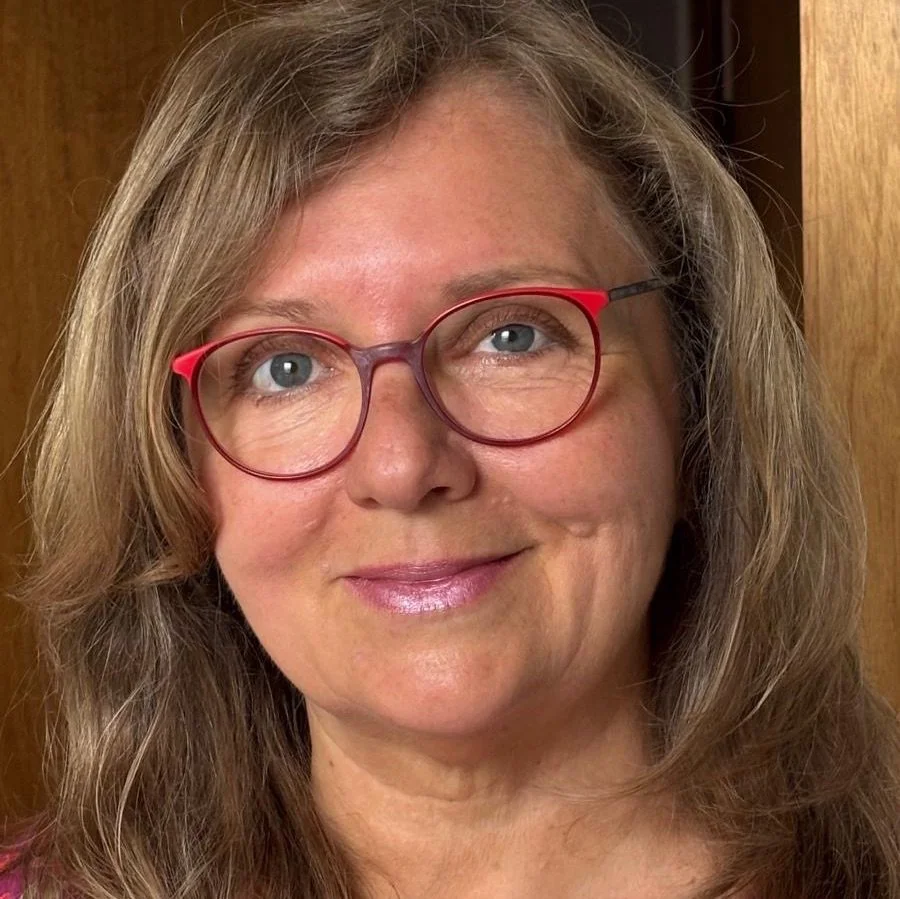Porträt von Claudia Dedden